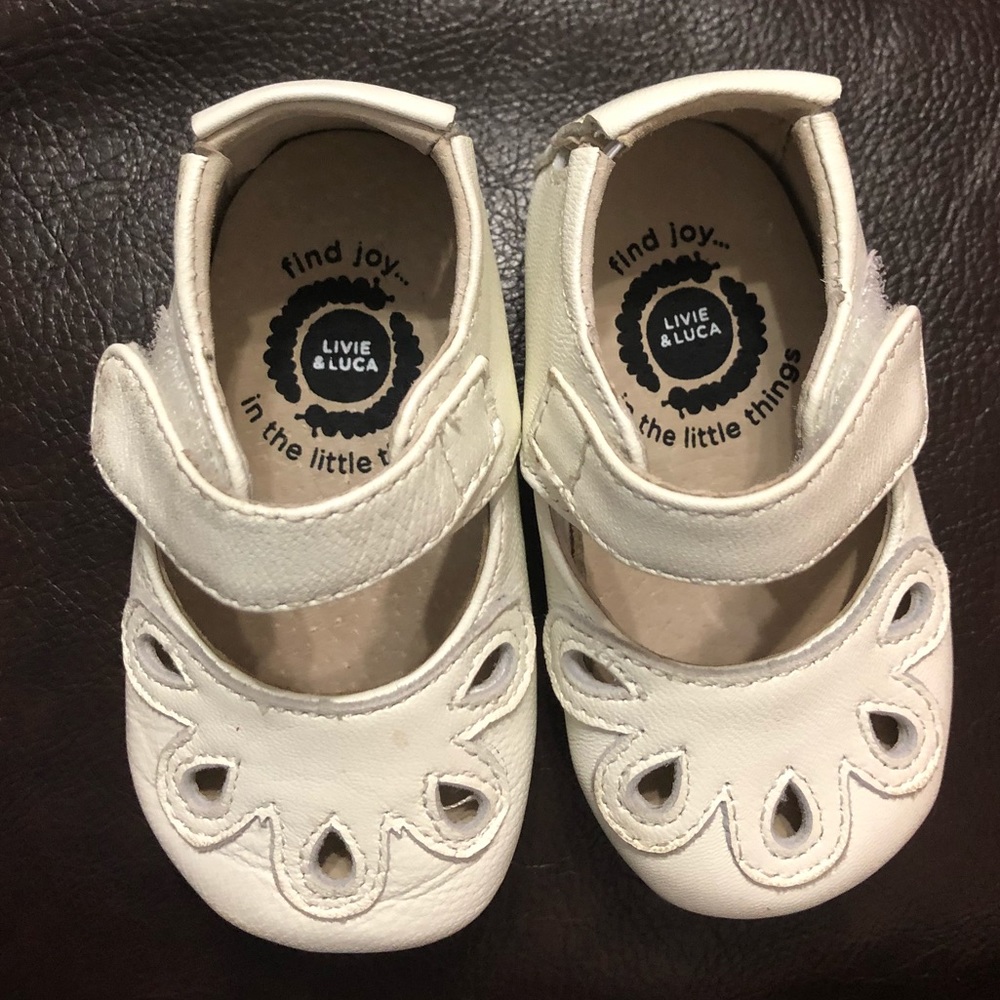 Livid & Luca White Leather Petals